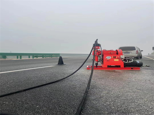 包河马路路基路面开裂下沉注浆加固灌浆